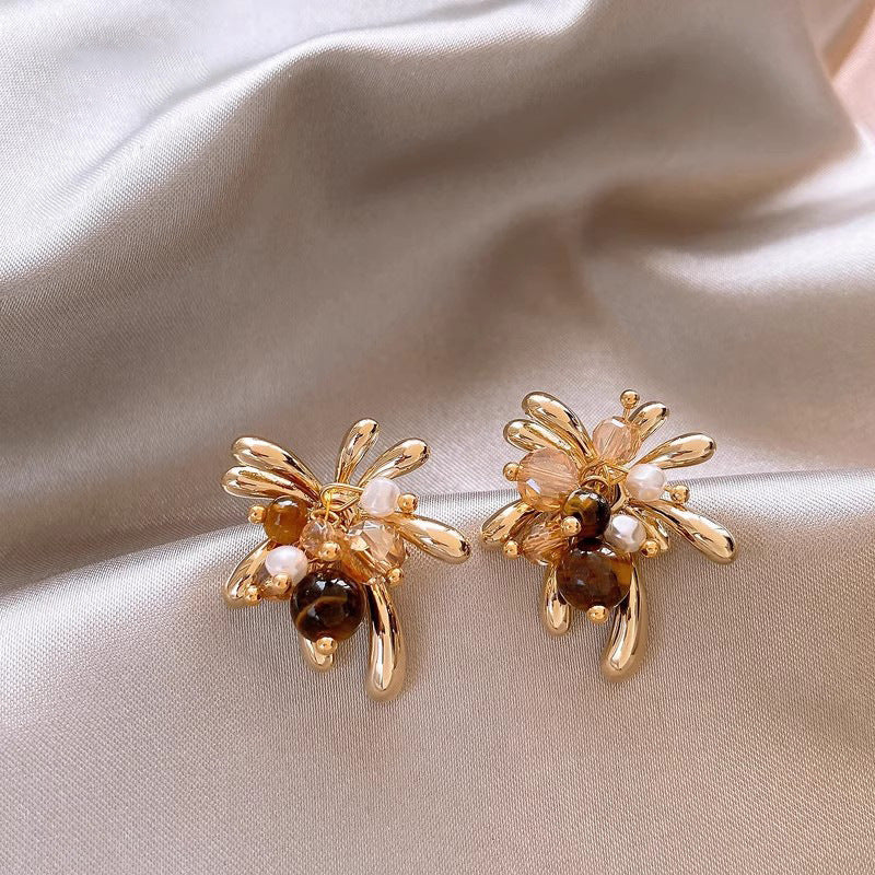 Women's Retro Coffee Color Style Light Luxury Temperament High Sense Stud Earrings