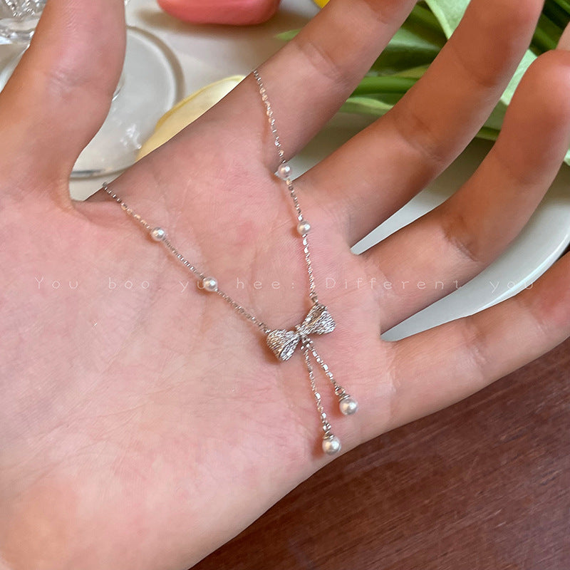 Women's Style Sweet Pearl Bow Fashion Simple Niche Necklaces