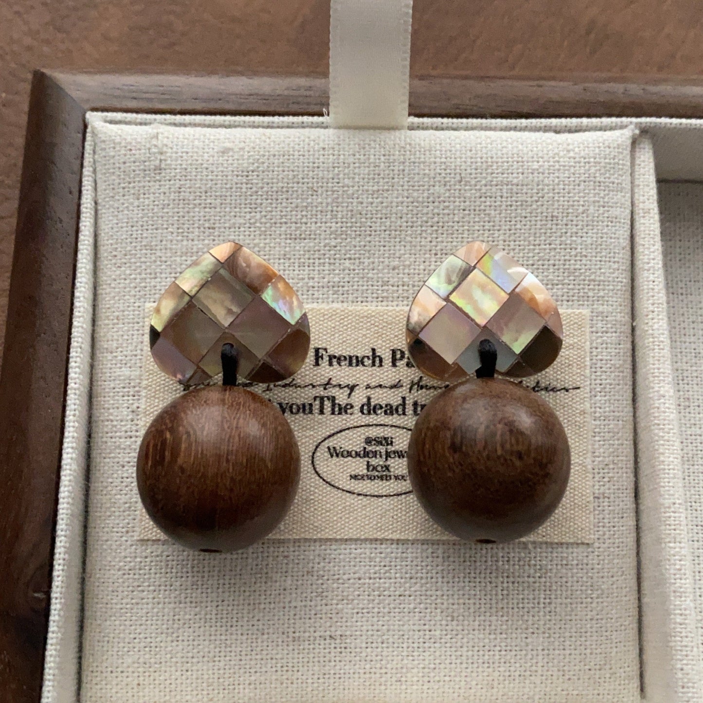 Solid Wood Fritillary Shell Geometric Eardrops Mild Luxury Retro Fashion Rings