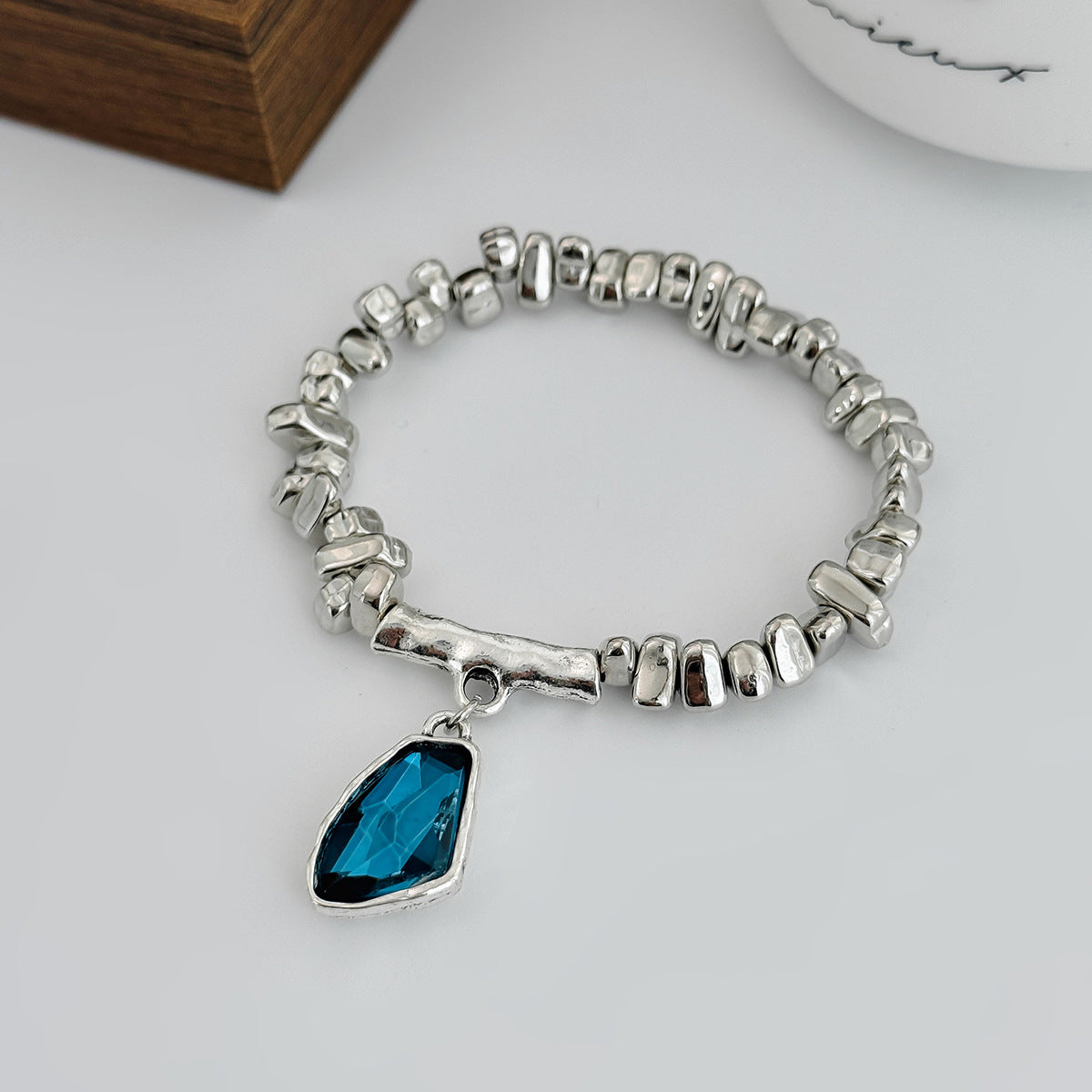 Design Sense Niche Diamond Geometric Creative Clasp Necklaces