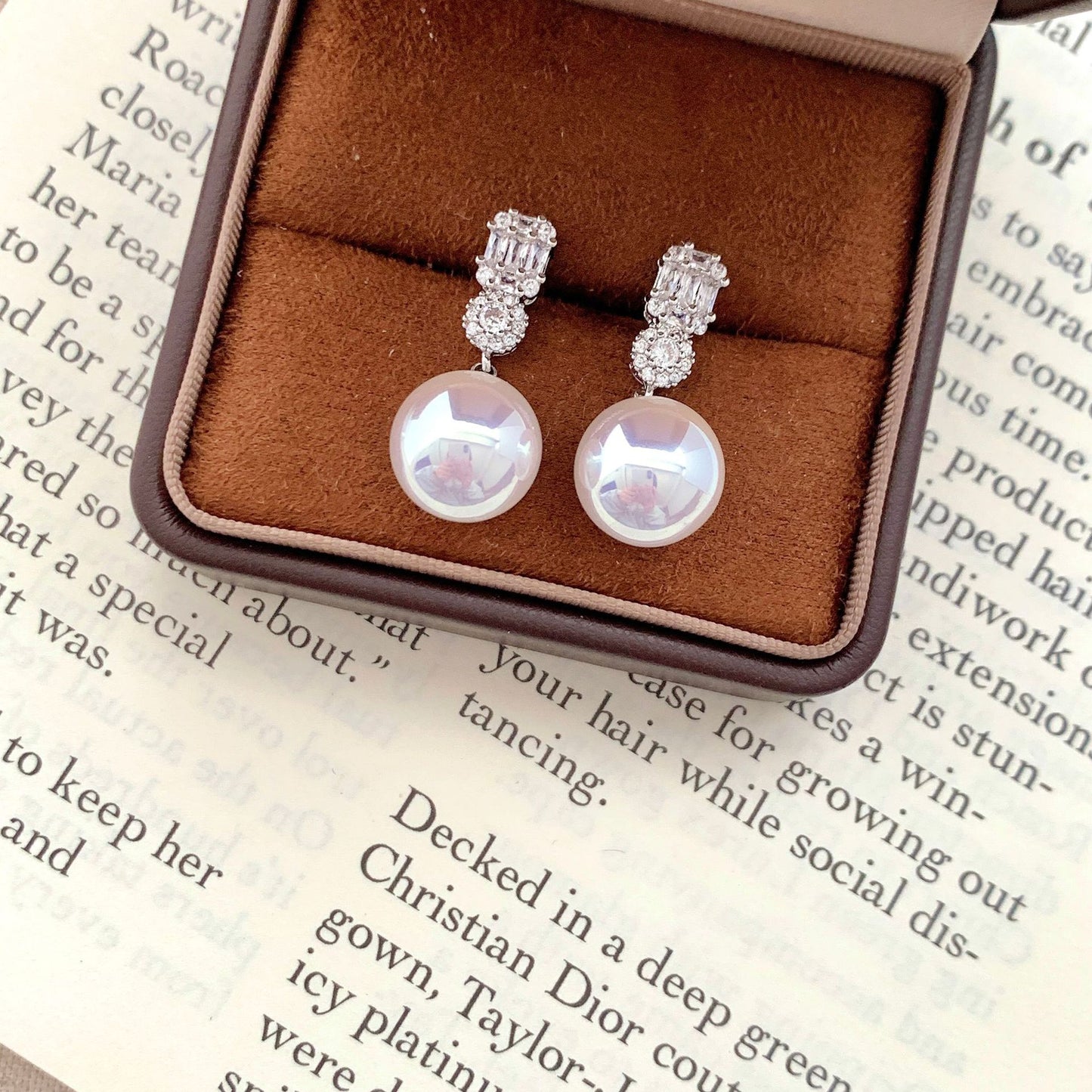 Women's Diana Colorful Pearl High-grade Light Luxury Minority Stud Earrings