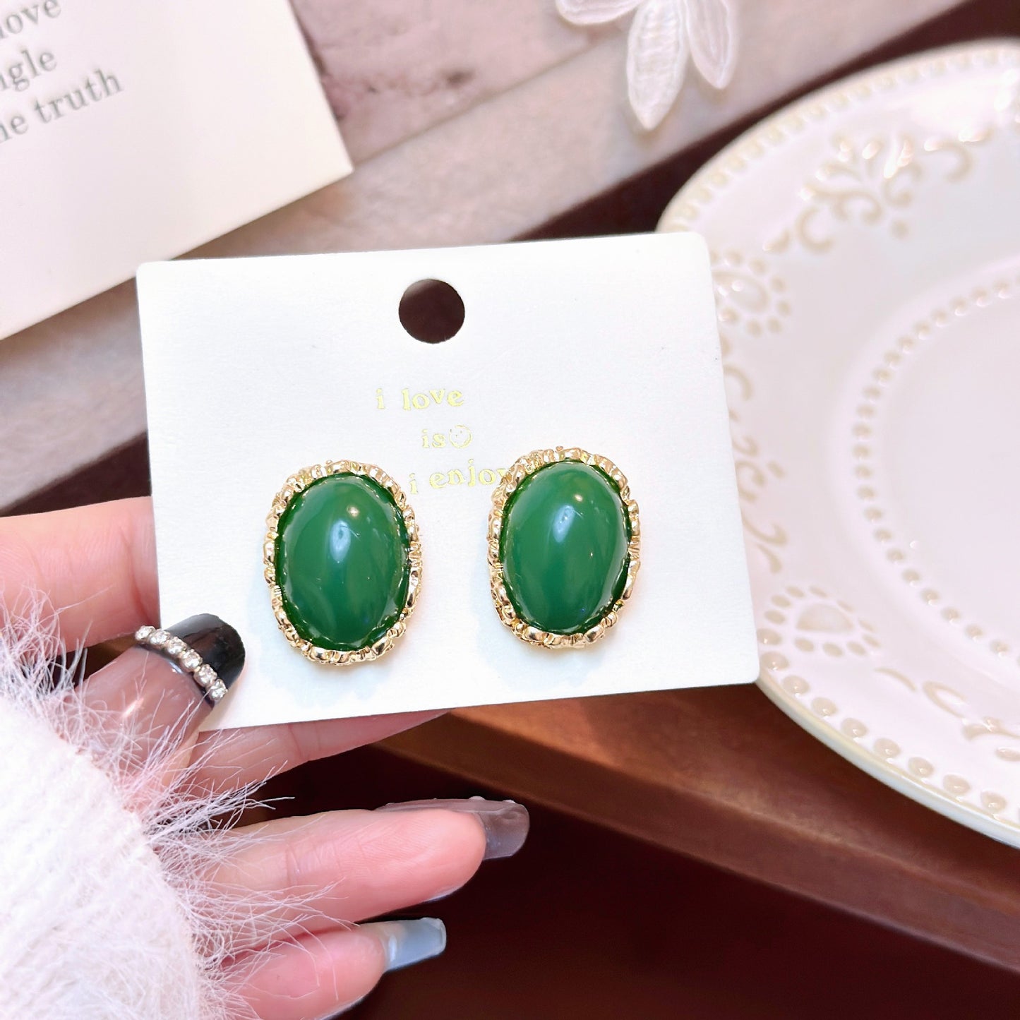 French Retro Grandma Green Ear Elegant Stud Earrings