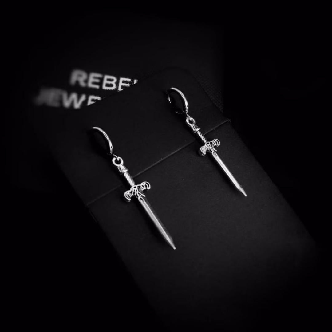 Women's & Men's Sier Dagger Gothic Earrings
