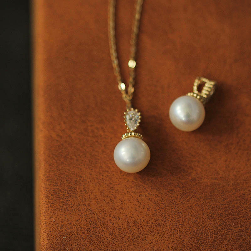 Women's Pearl Shell For Temperament Wild Gift Simple Retro Clavicle Necklace