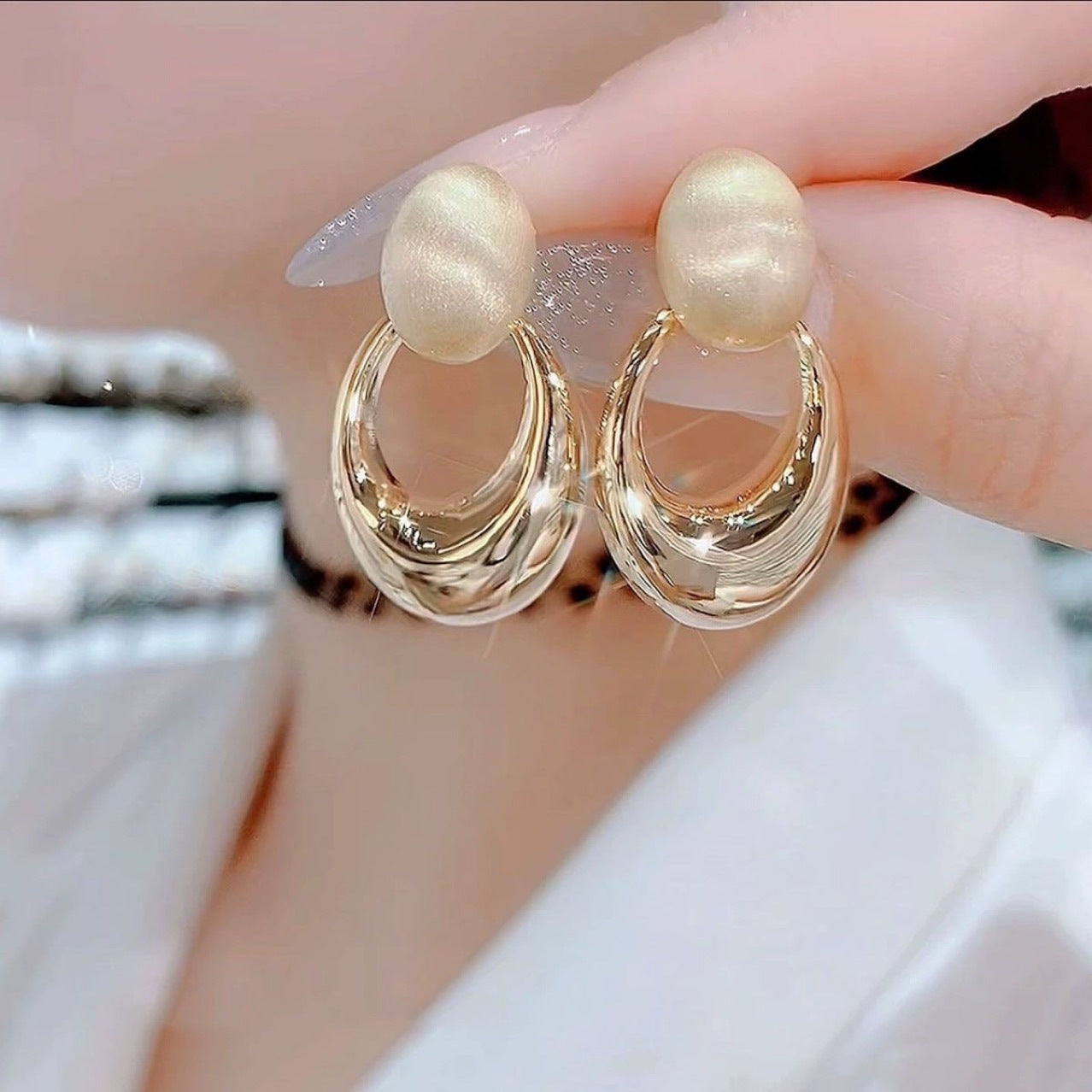 Beanie Water Drop Female Light Luxury Minority High Sense Circle Rings