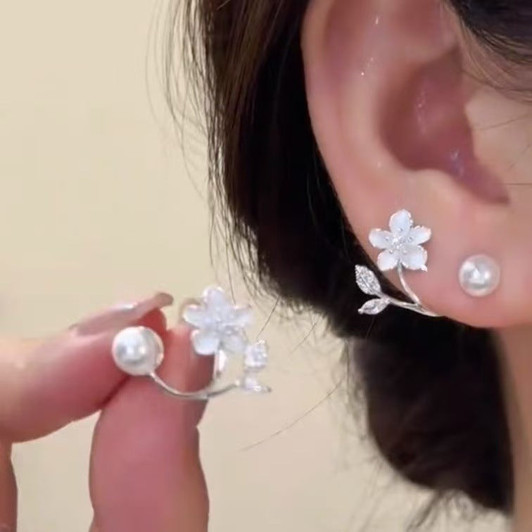 Women's Pin Beads Flower Versatile High-grade Light Luxury Unique Temperament Stud Earrings