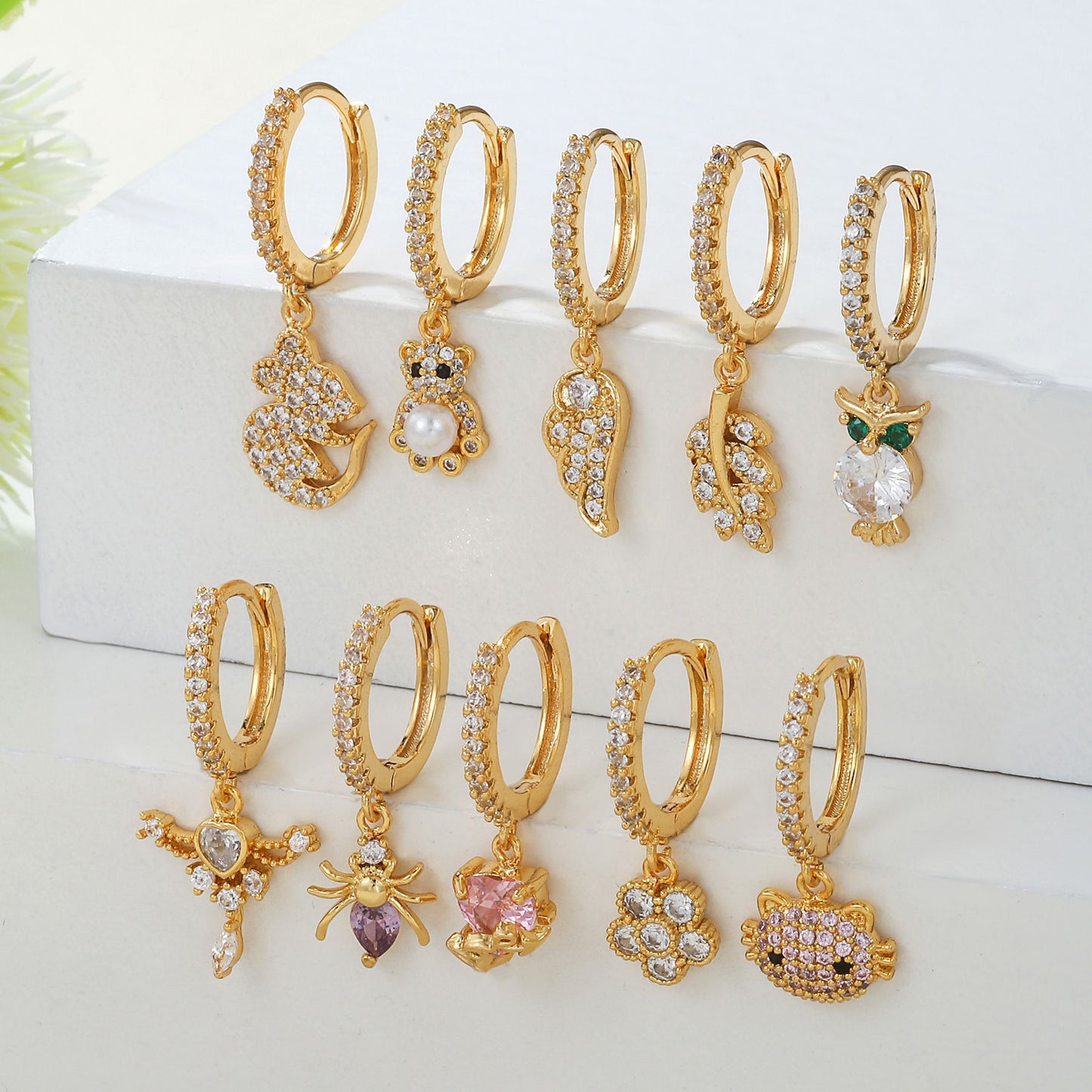Fashion Small Beautiful Inlaid Stone Light Luxury Design Sense Ear Buckle