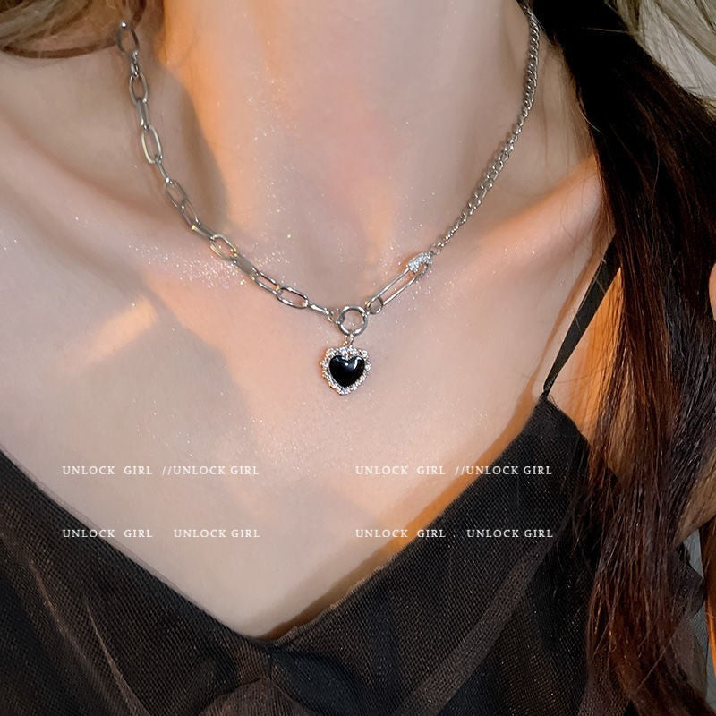Women's Zircon Black Heart-shaped Pin High-grade Niche Necklace
