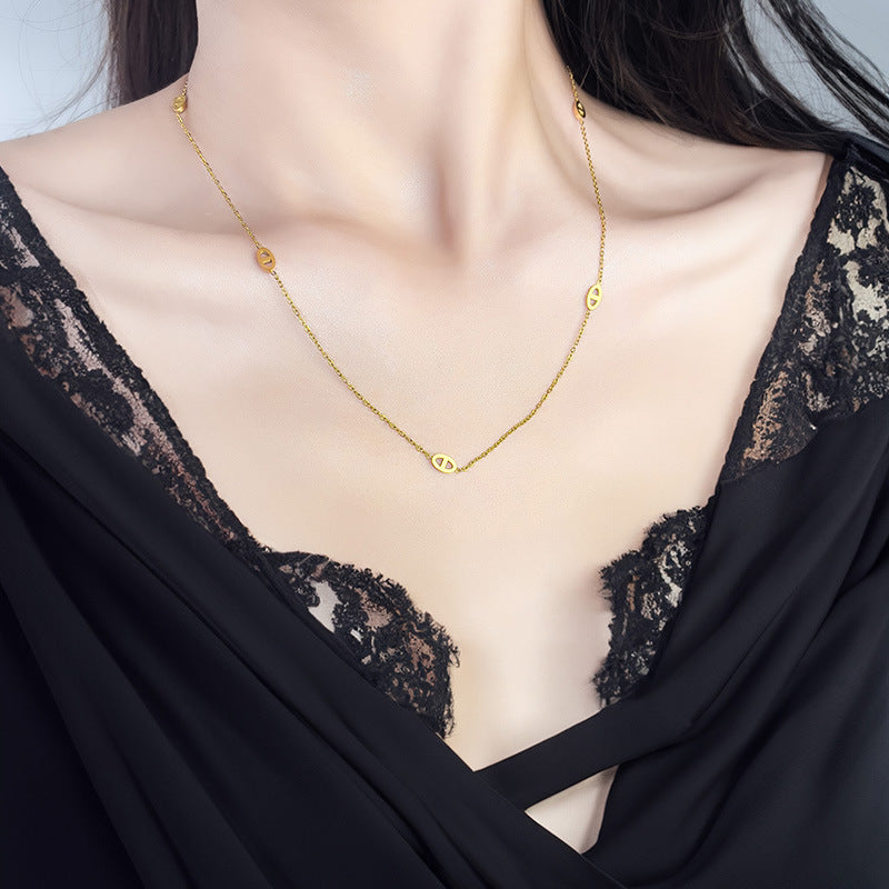 Perfect Ratio Pig Nose Titanium Steel Female Design Clavicle Chain Necklaces