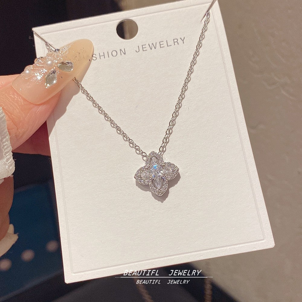 Women's Minority Simple Fashionable Elegant Zircon Clavicle Chain Titanium Steel Accessory Necklace