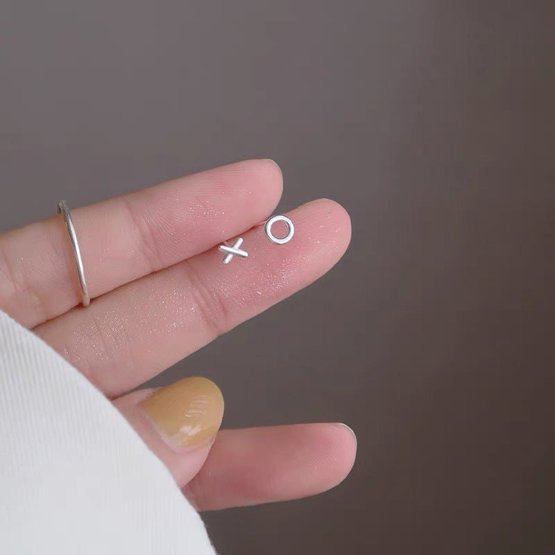 Sier For Female Fashionable Simple Small Earrings