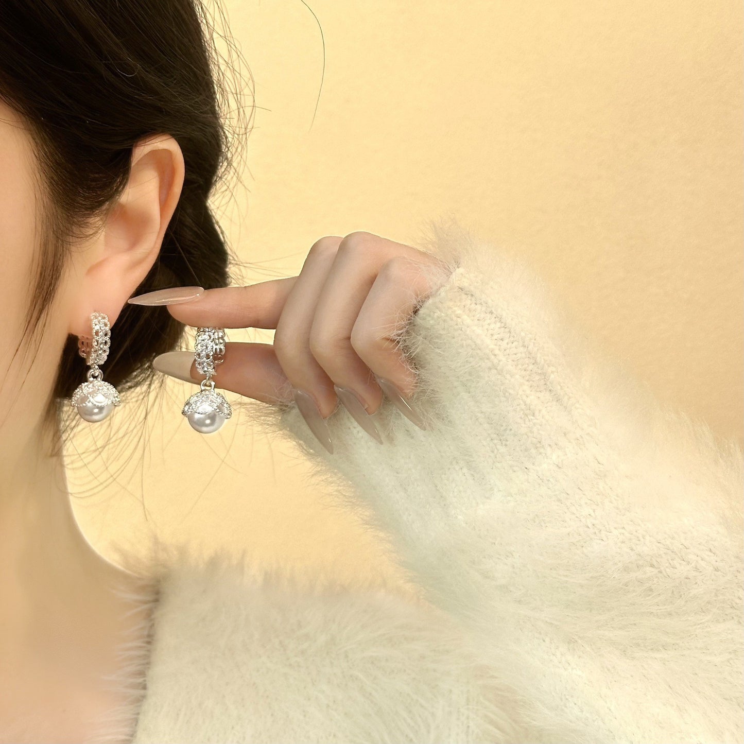 Lace Pearl Ear Clip Female Temperament High Sense Affordable Luxury Earrings