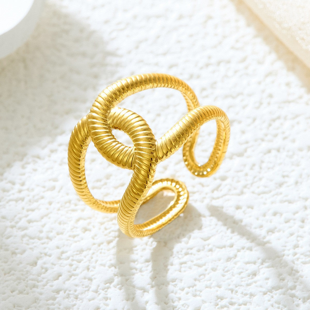 Stainless Steel Irregular Line Love Heart-shaped High-grade Ring