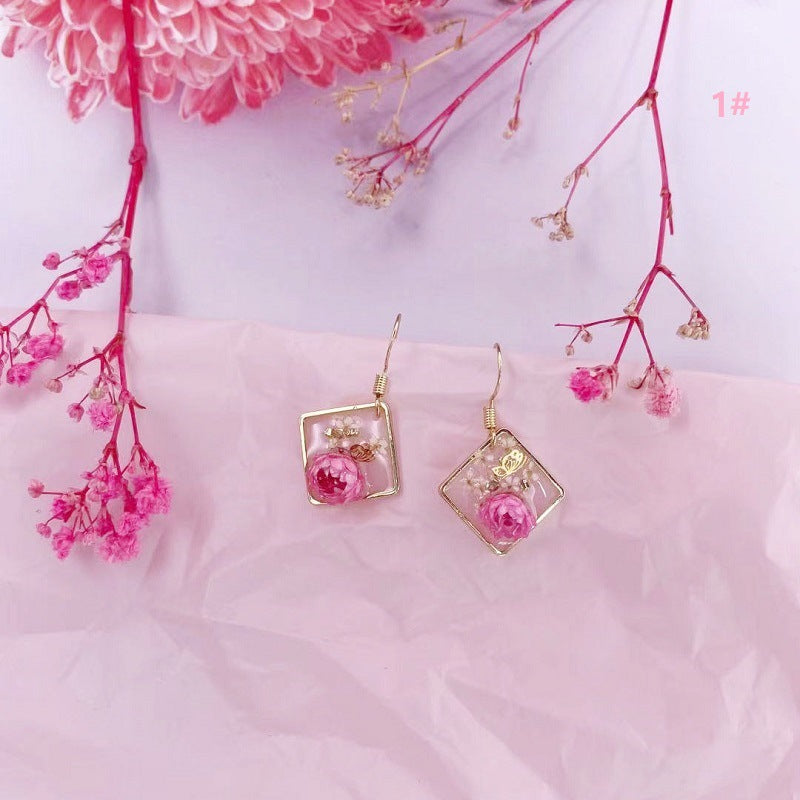 Women's Dried Flower Fresh Real Gold Foil Stud Earrings