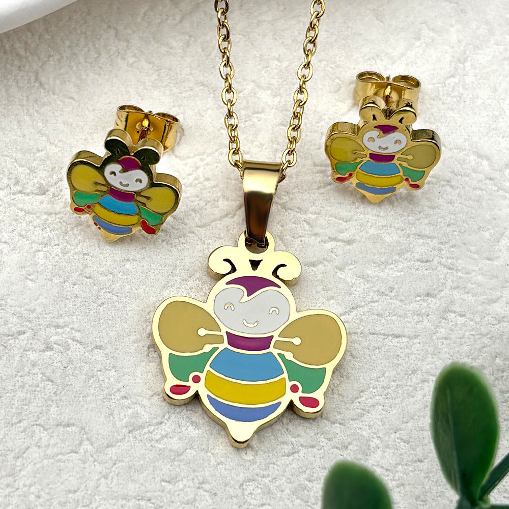 Clear Stock Rainbow Color Small Cartoon Female Oil Pendants