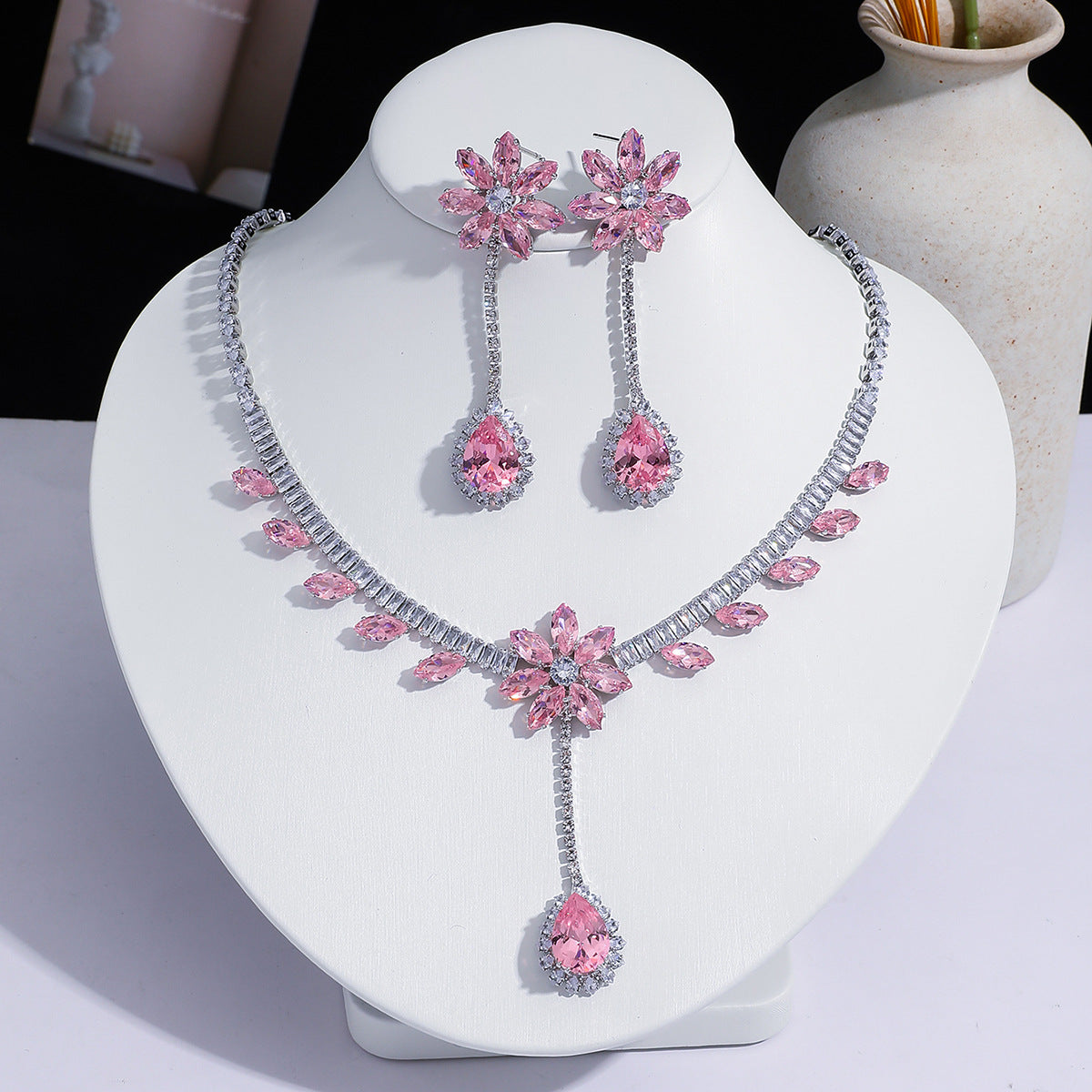 Fashion Trend Zircon Green Butterfly Tassel Necklace
