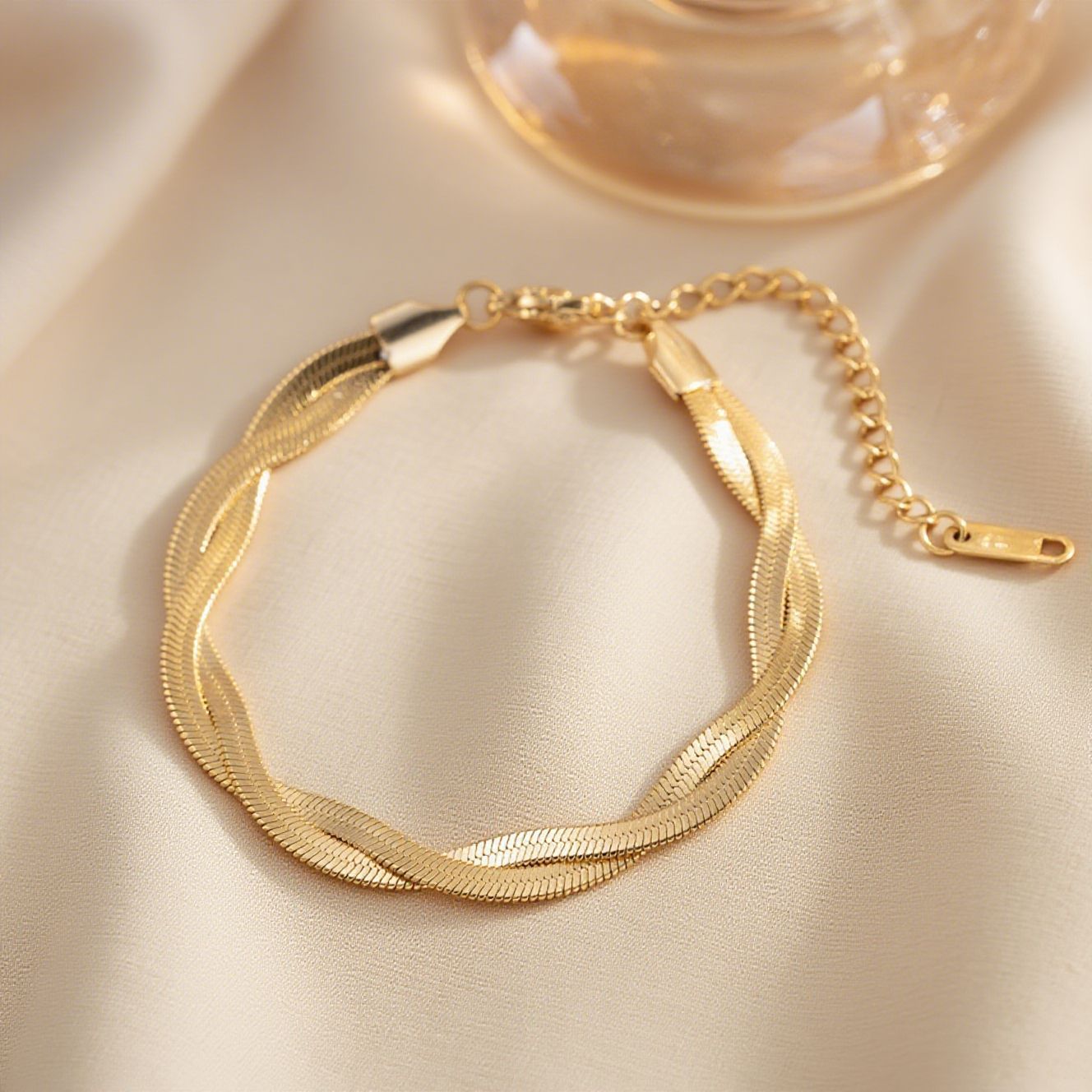 Women's Commuter Titanium Steel Light Luxury Couple Bracelets