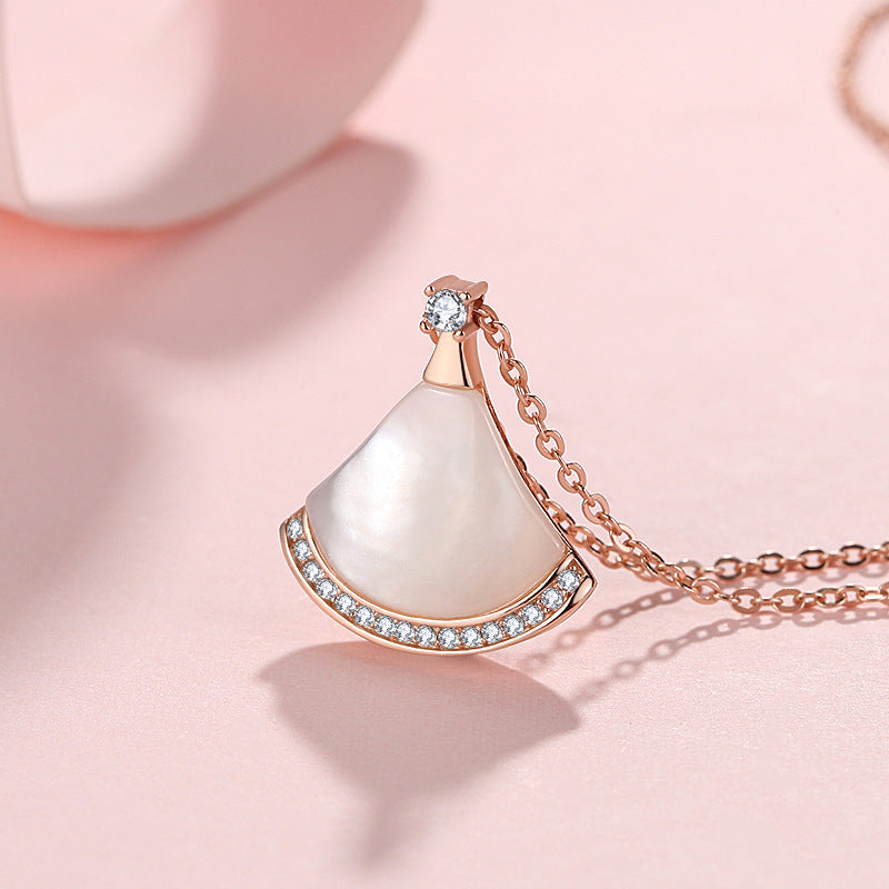 Small Skirt Female Fan Shell Fashion Simple Niche Necklace