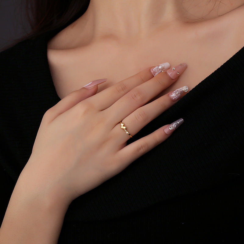 Women's Elegant Glossy Three-dimensional Small Heart Entire Rings