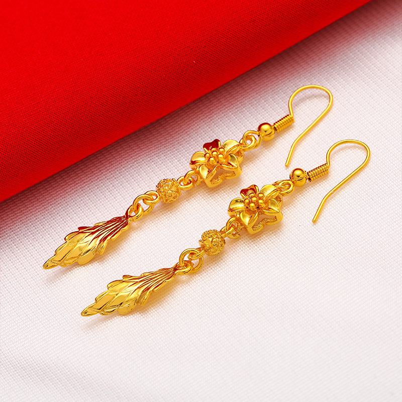 Women's Vietnam Placer Gold Brass Gold-plated Leaf-shaped Earrings