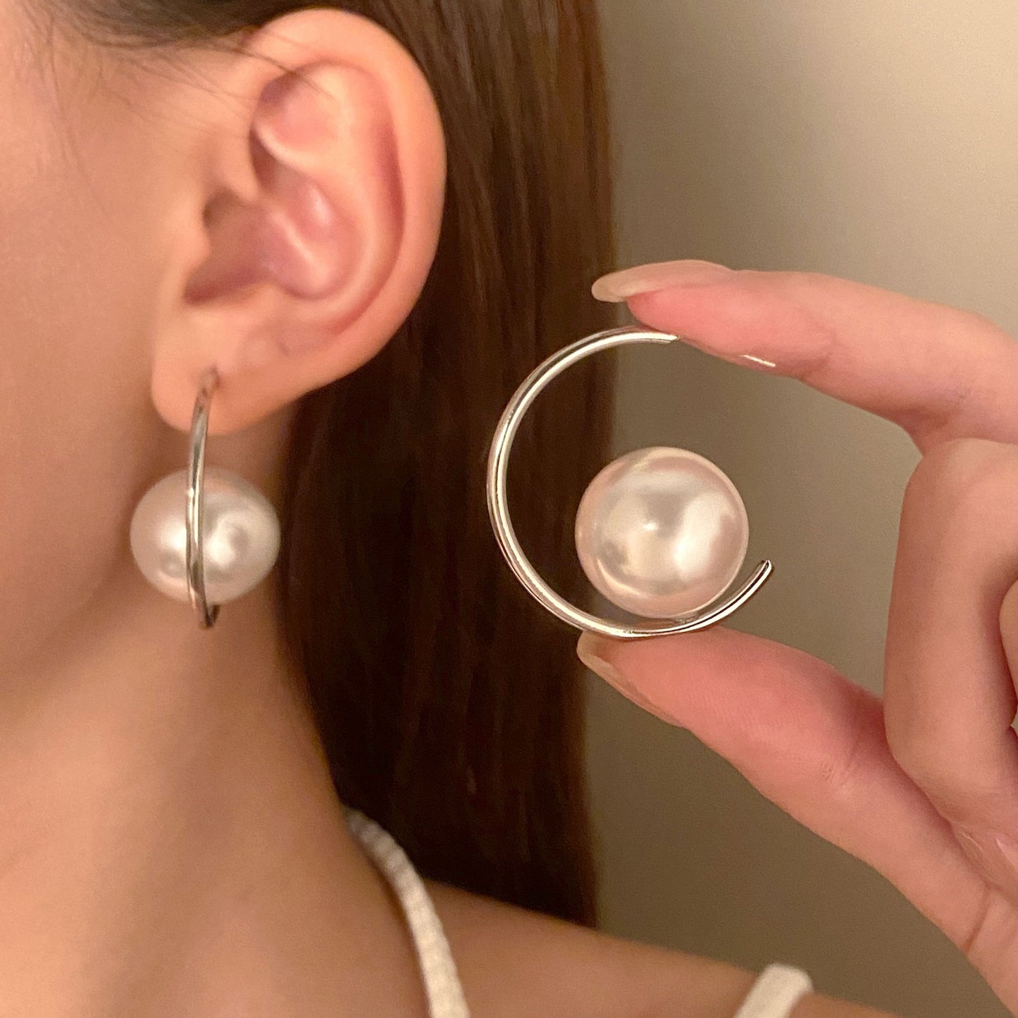 Exaggerated Big Pearl Shaped Female Style Creative Design Rings