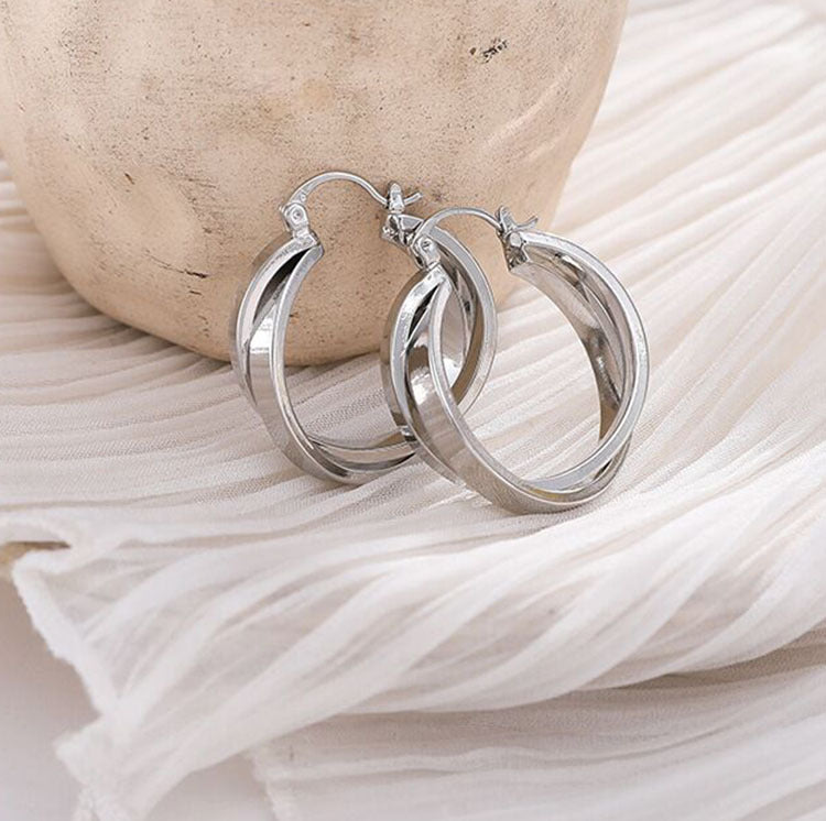 Chen Shuting Metal Cross Round High Sense Retro Earrings