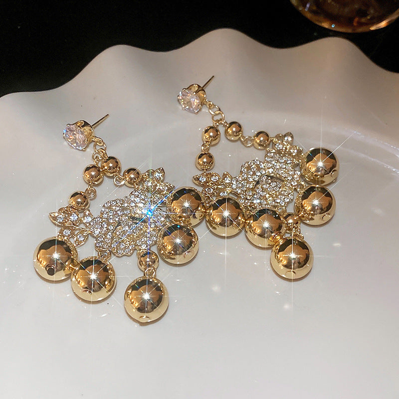 Cheese Pleated Fashionable Casual Style Ear Hook Earrings
