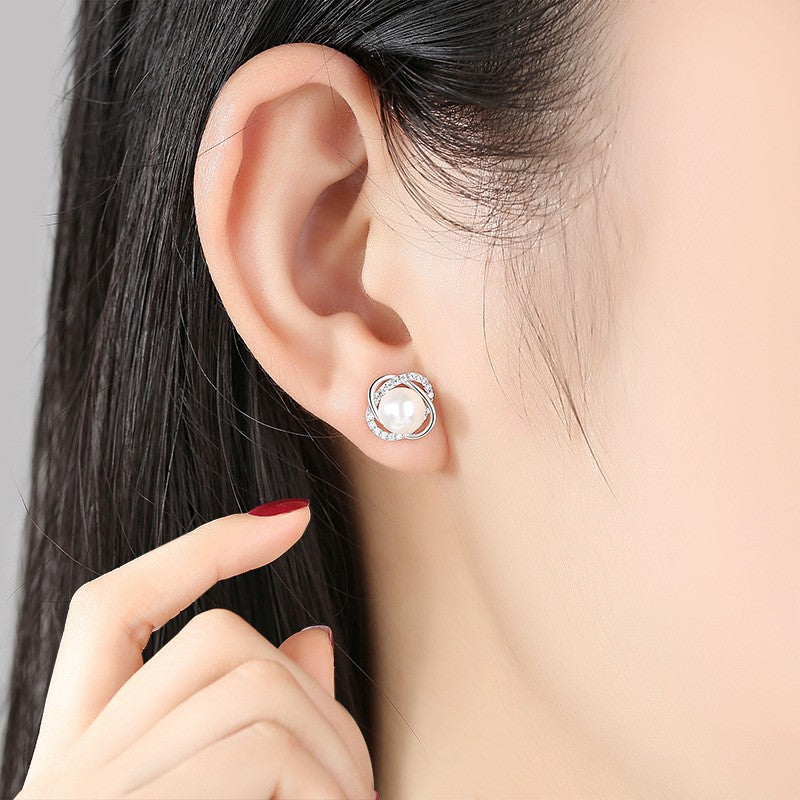 Women's Sier-plated Four-leaf Clover Pearl With Diamond Perfect Stud Earrings