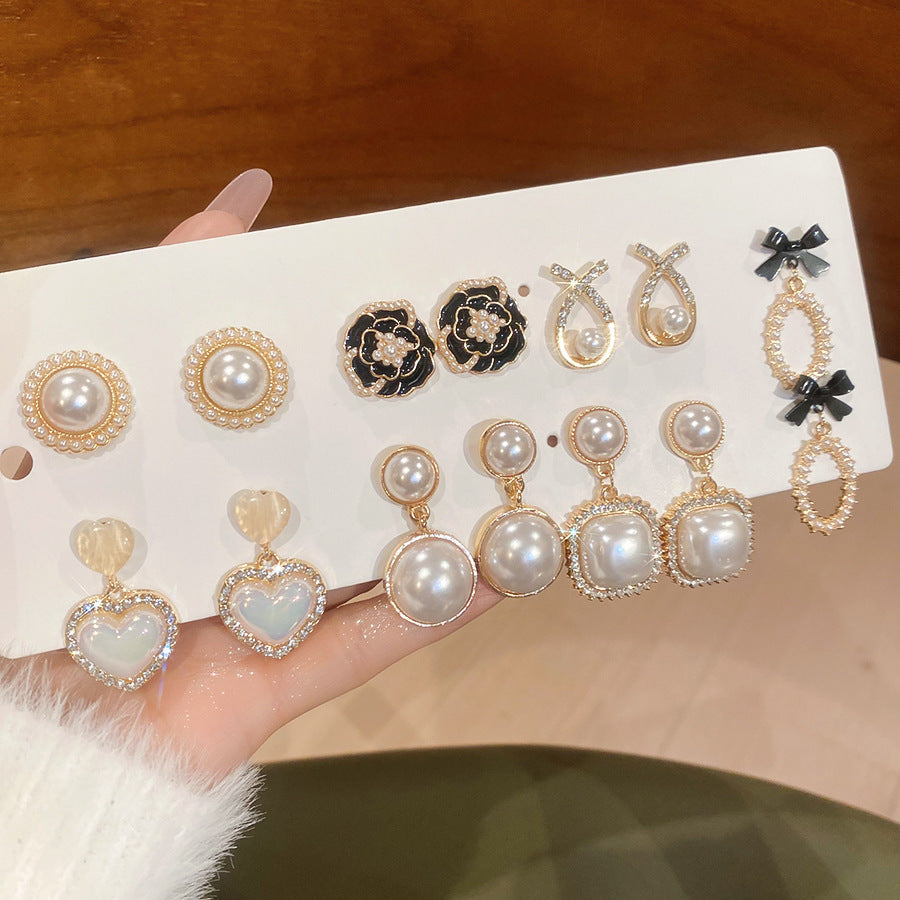 Sier Pearl Flower French Vintage Court Style Earrings