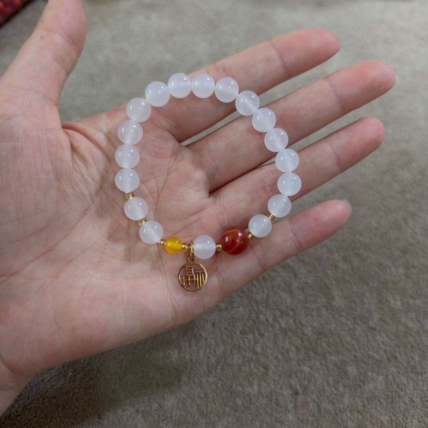 Temple White Agate Gourd With Red Strawberry Girlfriend Bracelet