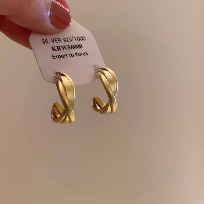 Women's Retro Affordable Luxury High-grade Ear Atmosphere Round Niche Earrings