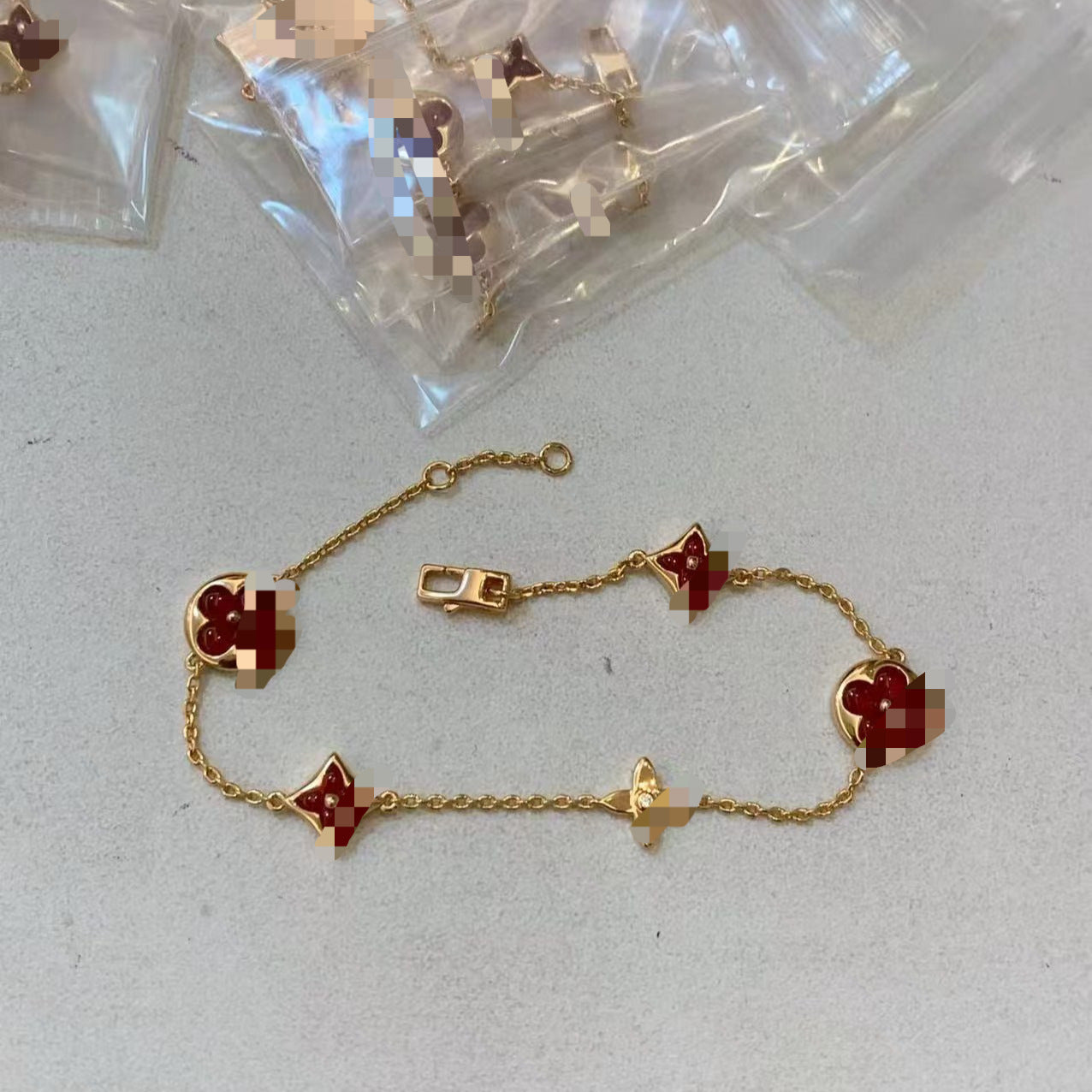 Pork Belly Fritillary Diamond-shaped Four-leaf Clover Bracelet