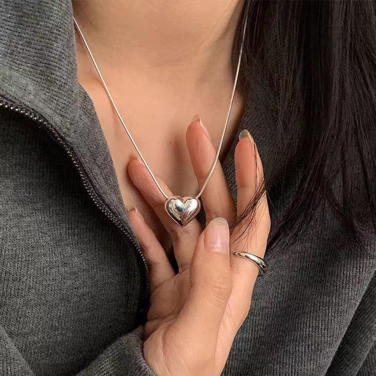 Metal Love Female Simple Personalized Temperament Necklace