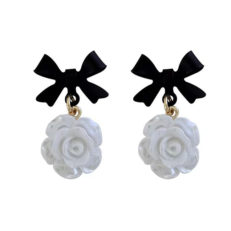 Needle Retro French Hepburn Camellia Dignified Flowers Sweet Earrings