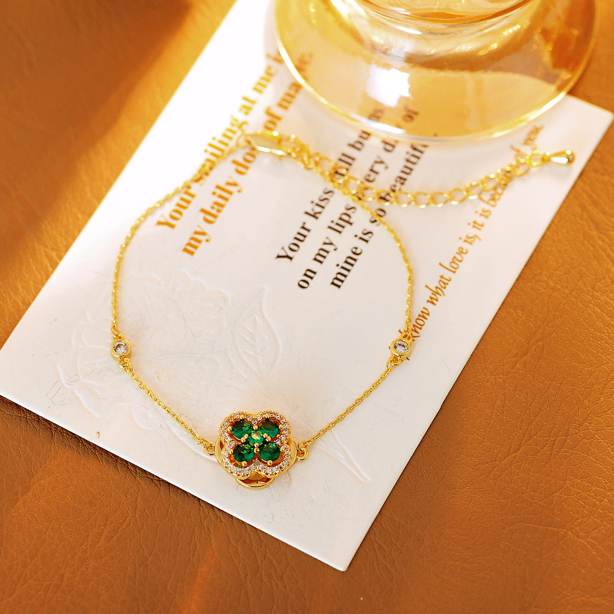 Exquisite Green Rotating Zircon Four-leaf Flower Necklaces