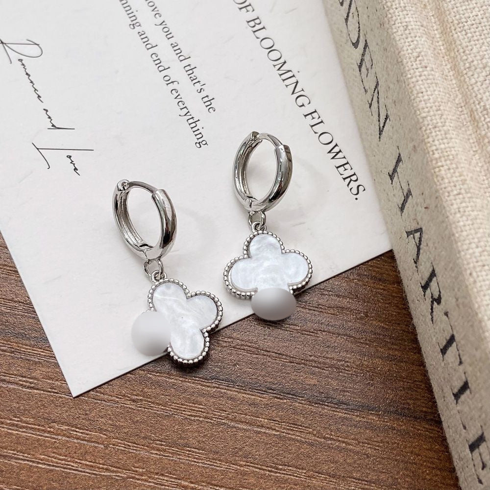 Women's High-grade Ear Clip Light Luxury Niche Design Titanium Steel No Earrings