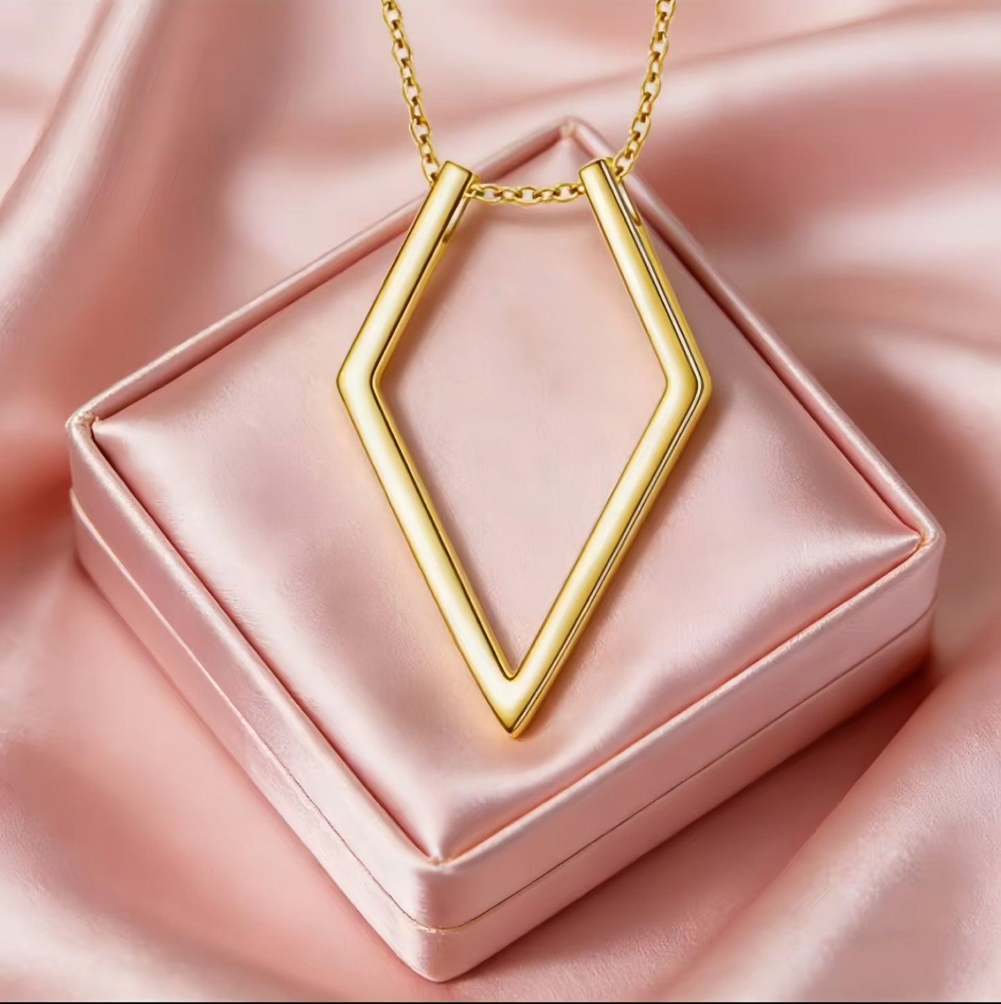 Stainless Steel Diamond Design Simple Bracket Necklace