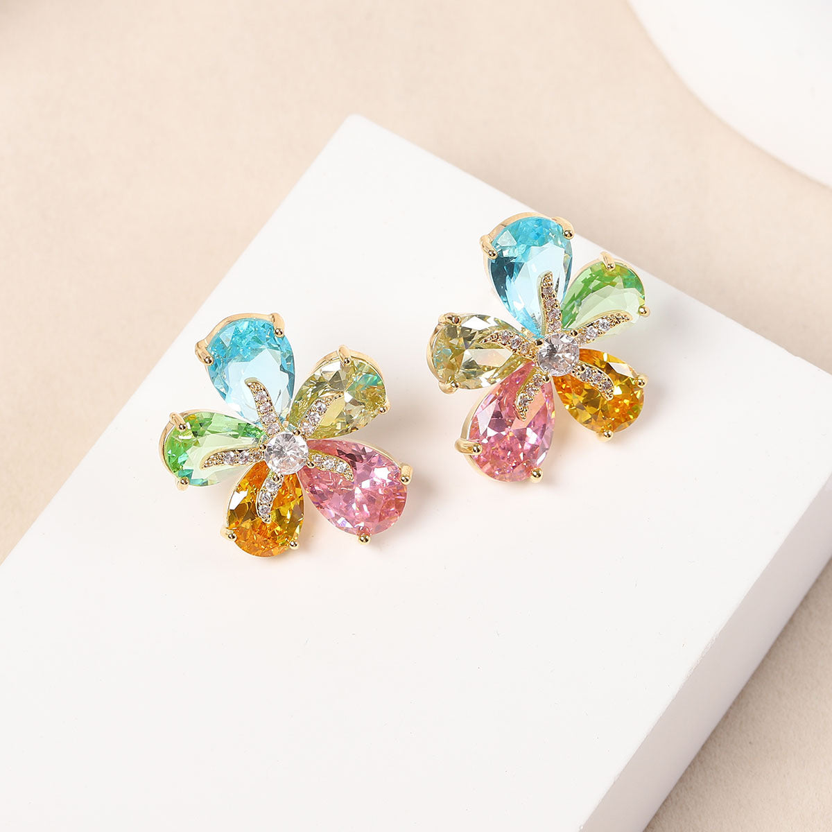 Colorful Crystal Gradient Eardrops Light Luxury Flower Stud Earrings