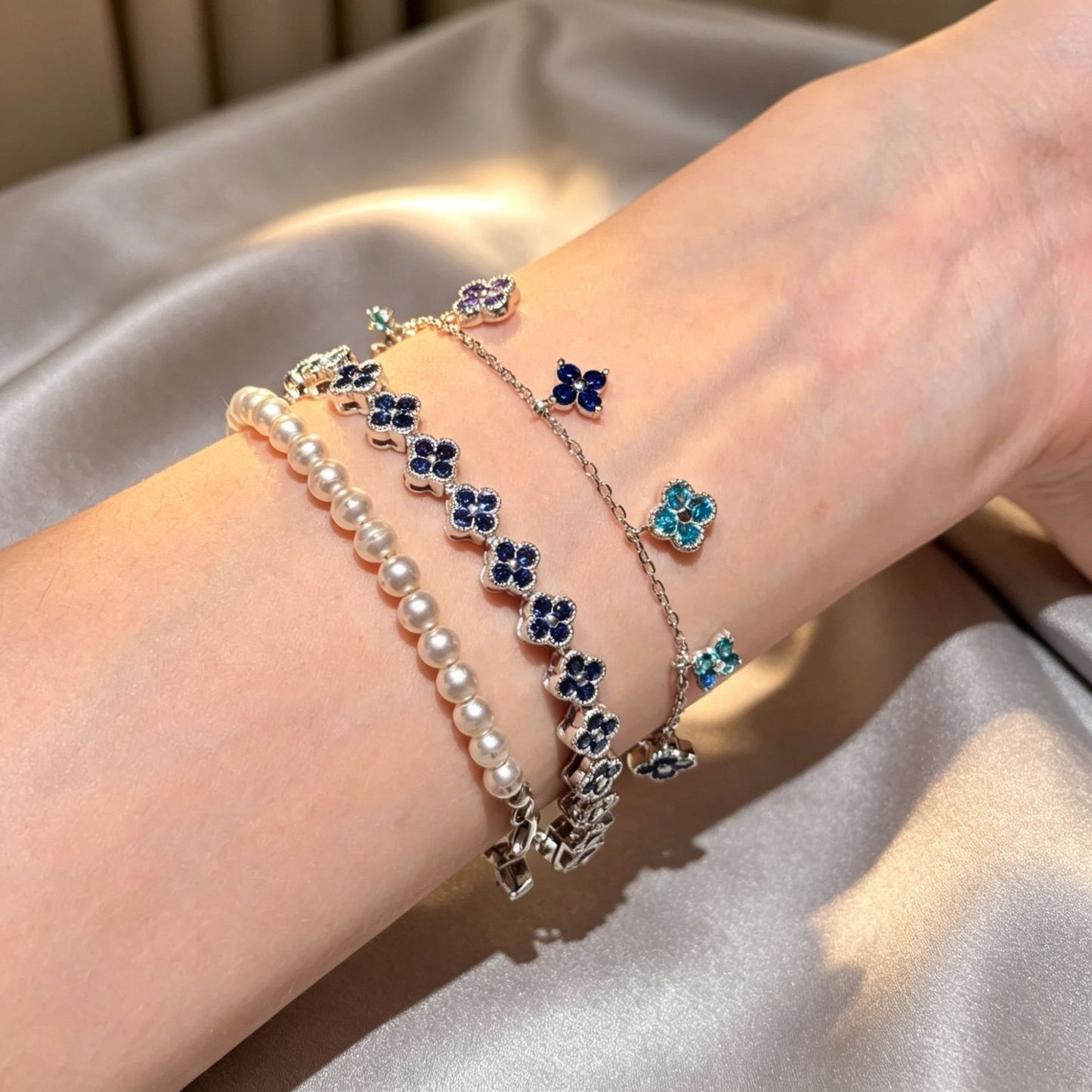 Women's Colorful Dopamine Lucky Four-leaf Clover Fashion French Entry Lux Twin Bracelet