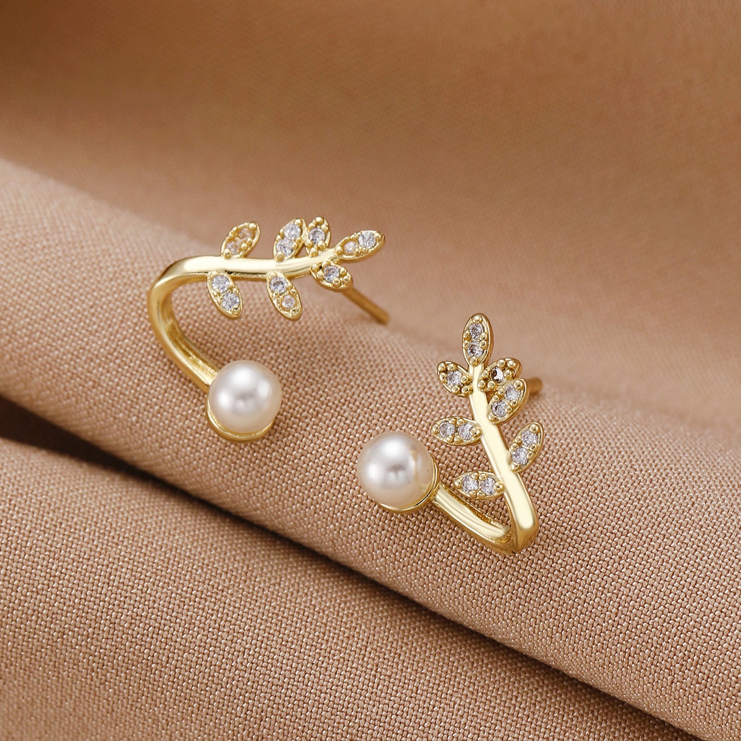 Women's Pearl For French Entry Lux Butterfly Earrings
