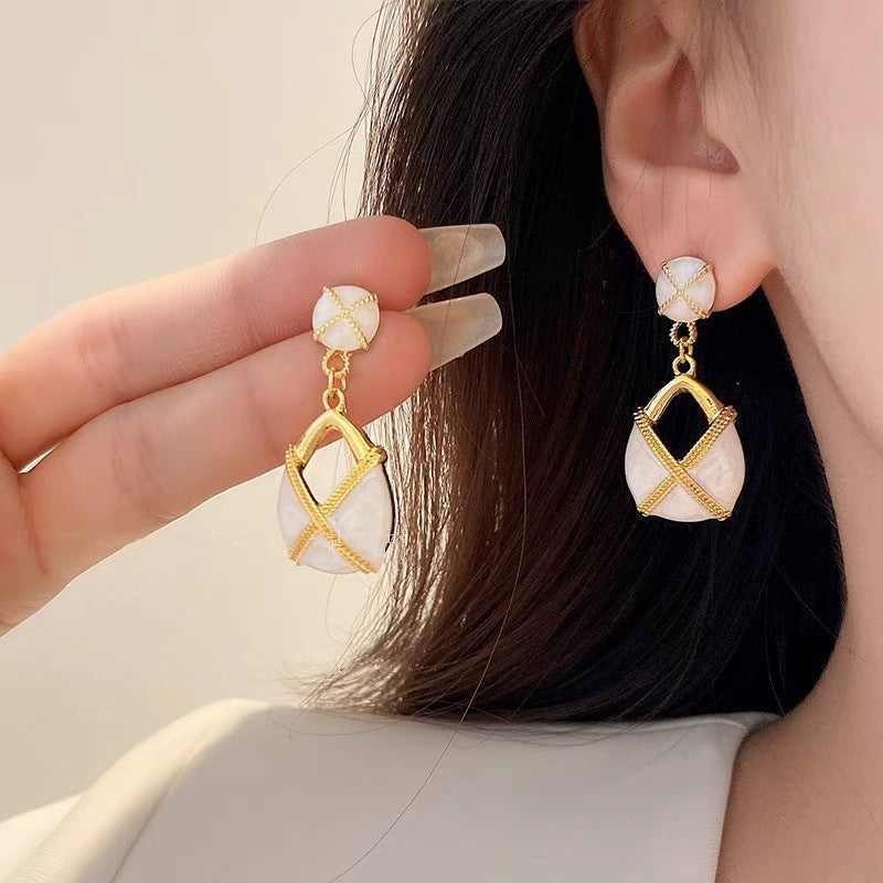 Women's Special Interest Light Luxury Square Tassel Earrings