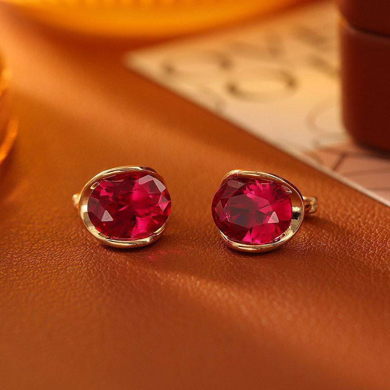 Fashion Simple Elegant Copper Plated Gold Ear Buckle