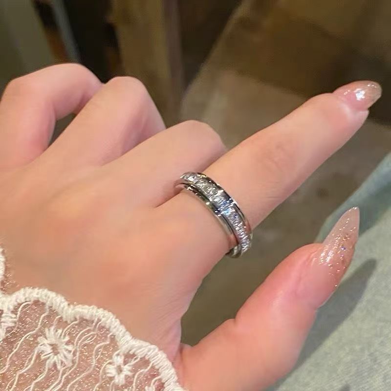 Starry Female Light Luxury High Sense Couple Simple Titanium Steel Bracelets