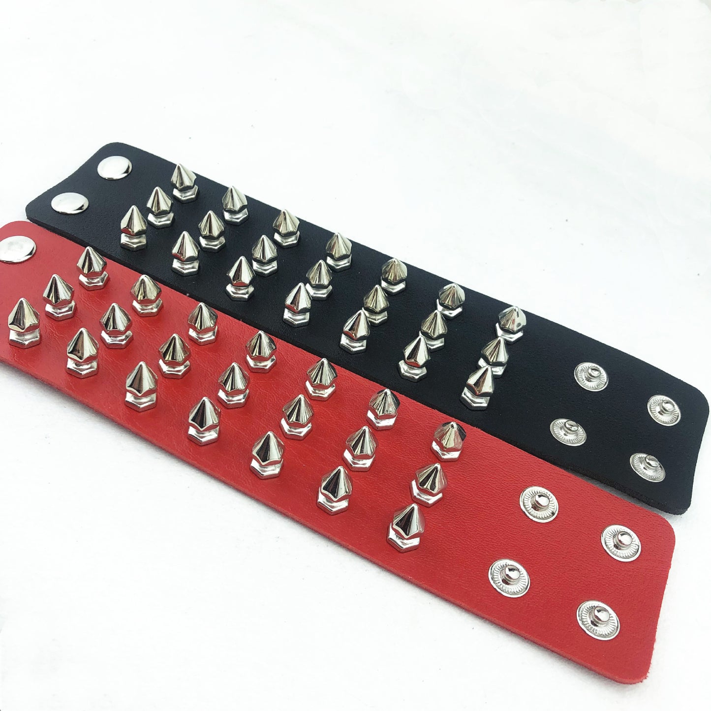 Street Dance Pointed Rivet Rows Splendid Trendy Punk Bracelet