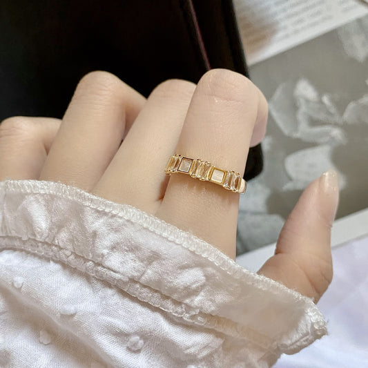 High-grade Design Fritillary Zircon Stitching Simple Opening Female Daily Light Rings