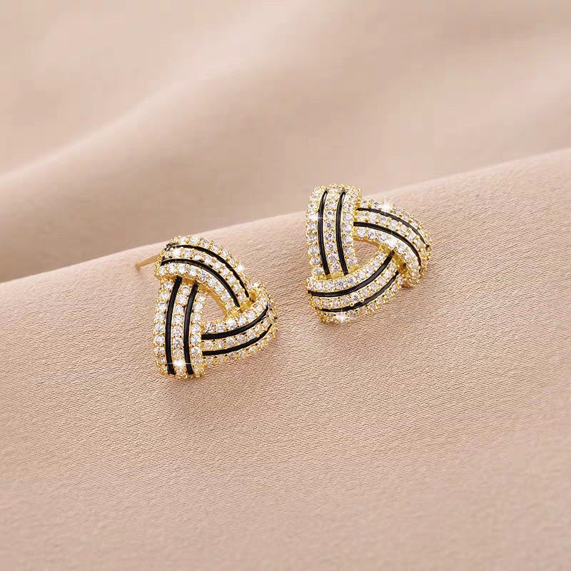 Charming Women's Bow Pearl Light Luxury Earrings
