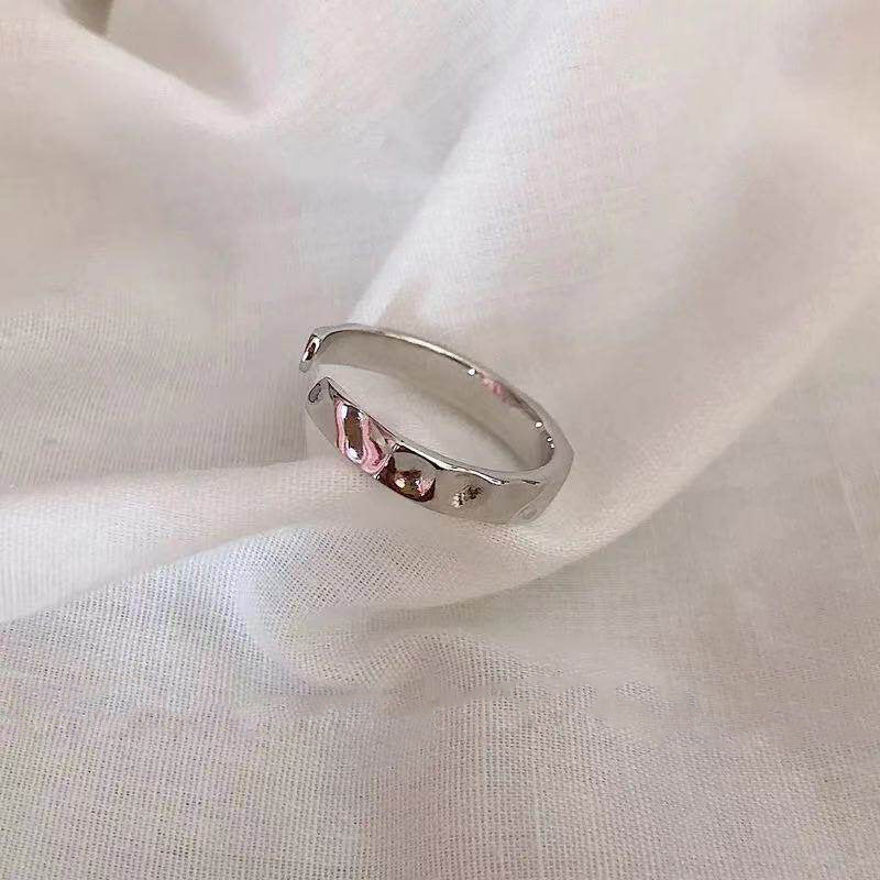Cold Wind Pleated Female Geometric Simple Ring