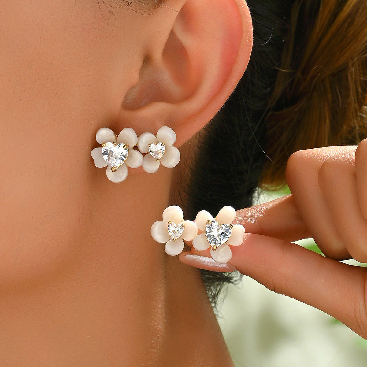 Women's Simple Fresh Air Niche High-grade Flower Earrings