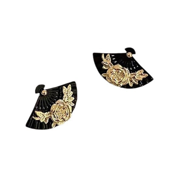 Women's Chinese Style Fan-shaped Embossed Flower Ancient Rings