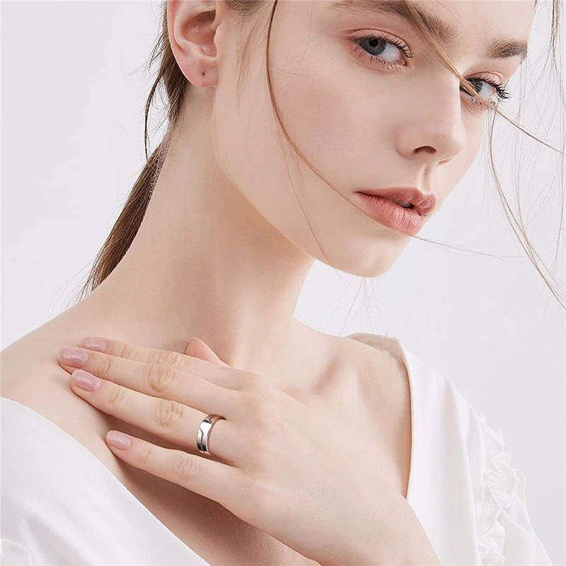Beautiful Shaped Personality Cutting Niche Design Ring